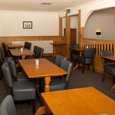 Station Hotel Ellon Zewnętrze zdjęcie