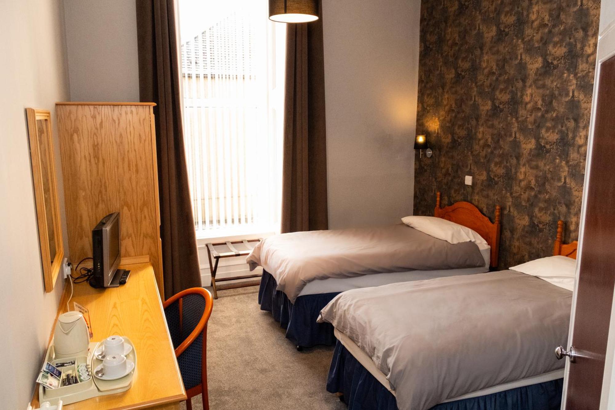 Station Hotel Ellon Zewnętrze zdjęcie