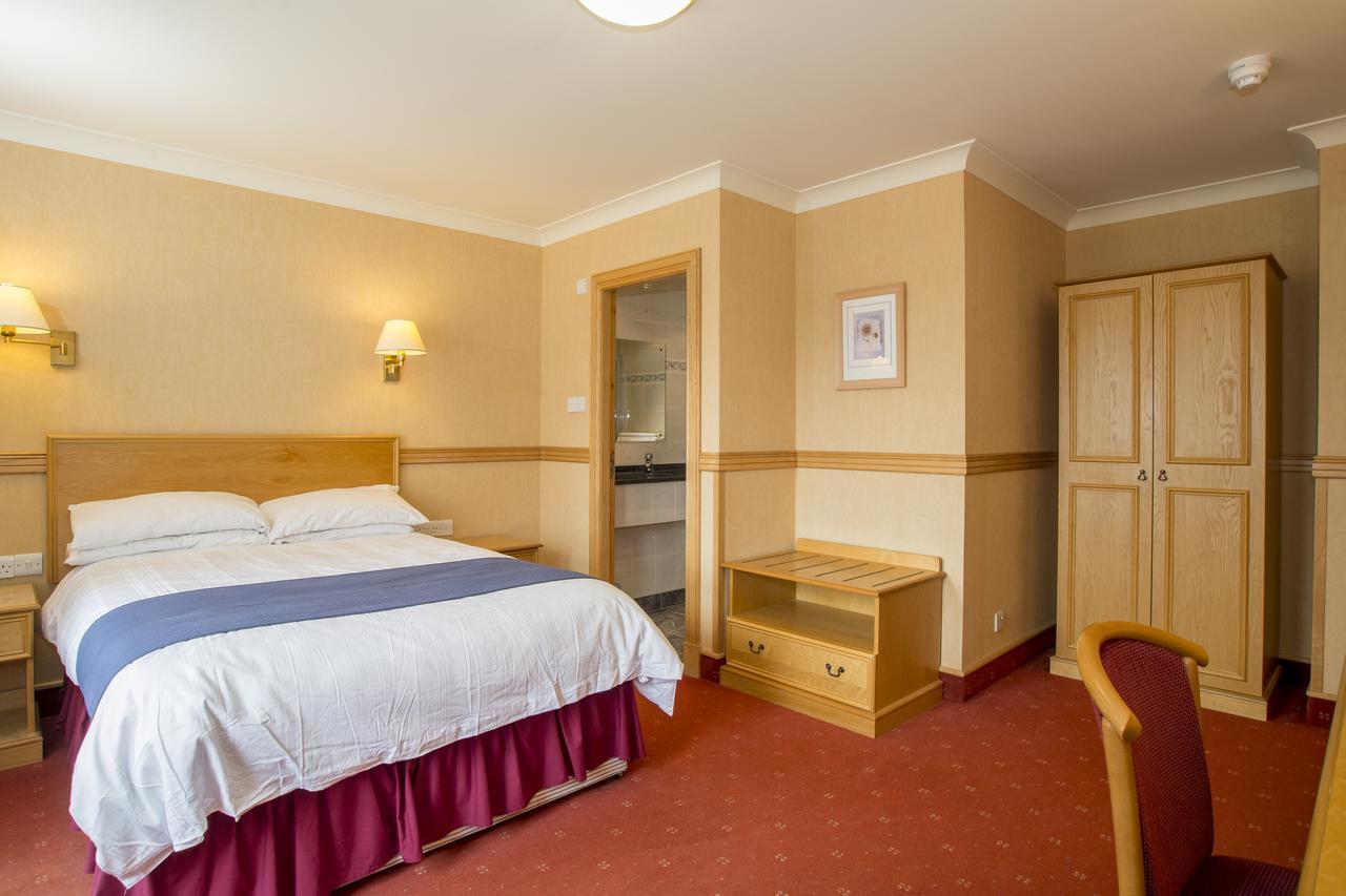 Station Hotel Ellon Zewnętrze zdjęcie