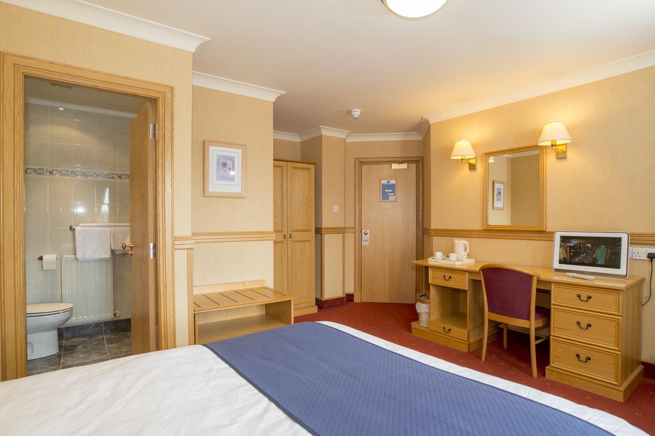 Station Hotel Ellon Zewnętrze zdjęcie